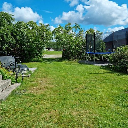 Charmigt Hus Pa Landet Naera Till Bad Strömstad Exteriér fotografie