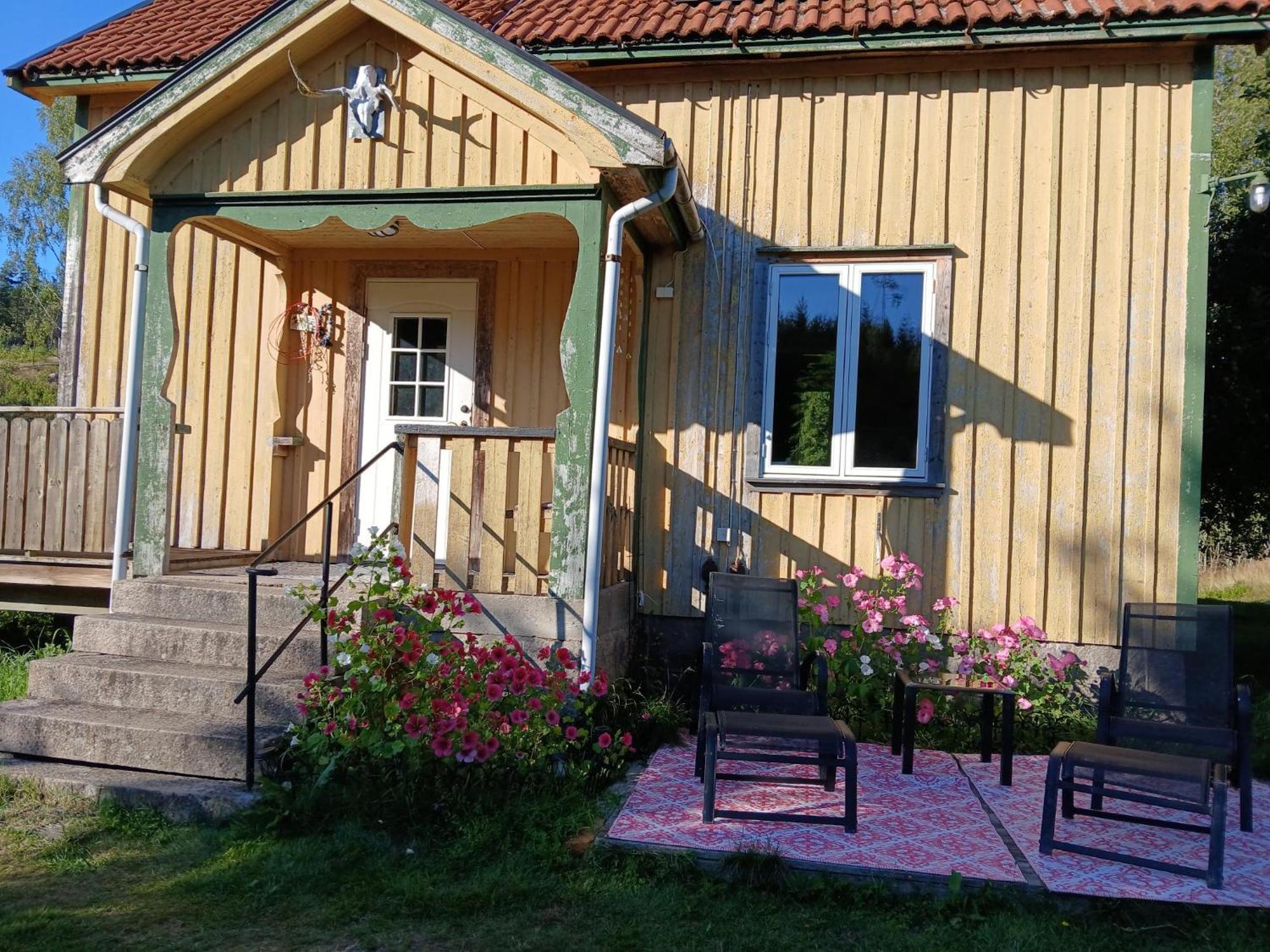 Charmigt Hus Pa Landet Naera Till Bad Strömstad Exteriér fotografie